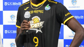 ‘괴물’ 케이타 등장에 프로배구 초반 판도 ‘대혼전’