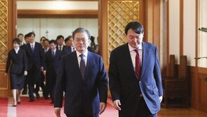 노영민 “살아있는 권력 수사하라는 文대통령 지시, 유효하다”