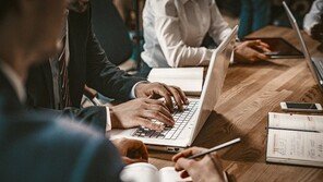 [IT애정남] 복잡하고 어려운 업무 공유, 쉽고 간단한 업무용 메신저 없나요?