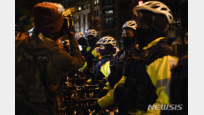 미 전국도시에서 산발적 항의시위, 대규모 집회는 없어