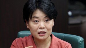 윤희숙 “靑, 지지자 아닌 국민은 ‘살인자’라 불러”