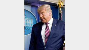 트럼프 “지지자들 침묵하게 둘순 없어”… 사실상 개표 반대 부추겨