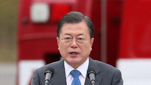 文대통령, 바이든 축하 “한미동맹 강력…함께 일해나가길 고대”