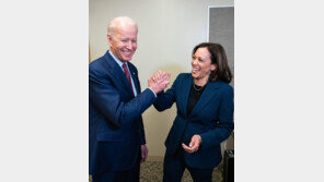 바이든의 이너서클 키워드는 오바마·여성·비백인