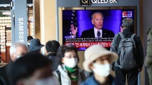 바이든 제일 먼저 축하한 이낙연 ‘한반도 평화프로세스’ 정조준