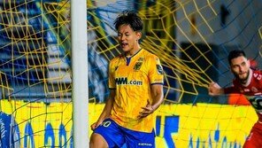 이승우 교체 투입…상대 선수와 신경전 후 집단 충돌