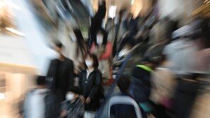 완화된 1단계에 방역의식까지 느슨해지나…재확산 우려↑