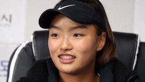이동국 딸 재아, 테니스 성인 무대 첫 본선행 “아빠는 영원한 롤모델”