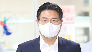 검찰, ‘75억원 배임·횡령’ 혐의 홍문종에 징역 9년 구형