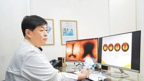 추워질수록 심해지는 전립샘비대증… 절개 없이 묶어 배뇨장애 해결