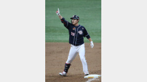 ‘팀 구한 대타’ 두산 김인태 “작년 KS 경험 도움돼”