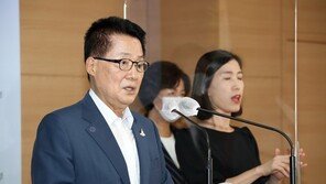 [단독]박지원, 10일 스가 면담… 韓日관계 개선 모색