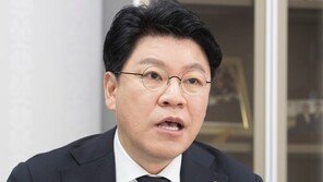 장제원 “통합 반대하는 지상욱, 한국당과는 왜 통합했나”