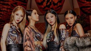 마마무, 새 EP ‘트래블’ 초동 12만장 돌파…자체 최고 경신