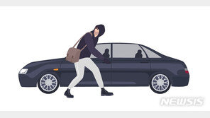 아파트 지하주차장 승용차 훔친 15세, 공범도 추적 중