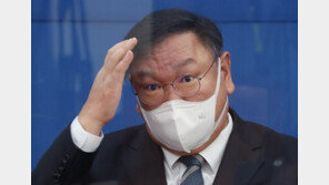 김태년, 윤석열 때리기 “전국 유세하듯 정치 홍보…반성하라”