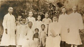일제강점기 소설 ‘상록수’의 작가 심훈 10살때 사진 발견
