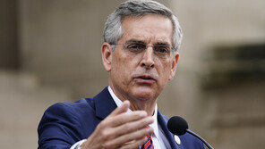 수기 재개표 美 조지아 국무장관 “기계 개표, 정확했다”