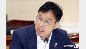 추미애 “조두순 심리상태 확인해 방지대책 세우는 중”