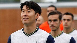 손흥민, 英 매체 중간 평가 ‘평점 9점’…케인은 10점