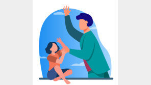 어머니 팔 비틀고 욕 퍼부은 40대男…알코올의존증 입원 방침