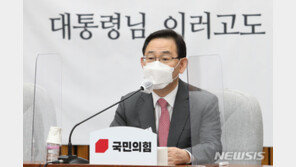 주호영 “文대통령 한반도 운전자 성과 없어…동맹 균열만”