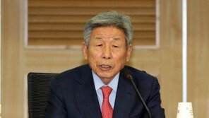 유인태 “고집 센 윤석열, 정치 안 맞아…쫓겨나면 할 수도” 