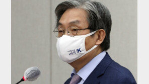 노영민 “靑 특활비, 법에 의해 비공개…기간 지나면 열람”