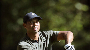 ‘골프 황제’ 우즈, 마스터스 첫날 68타 ‘굿 스타트’