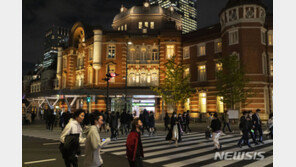 日도쿄 코로나19 신규확진 374명…사흘 연속 300명 넘어