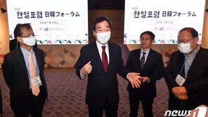 한일의원연맹, 日총리 만나 서울 방문 타진…스가 “조건 갖춰달라”