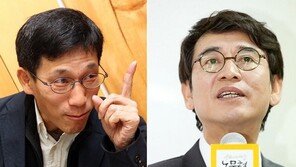 진중권 “유시민, ‘자유론’ 갖고 사기쳐…무식한 소리”