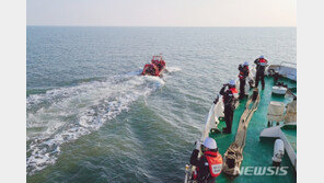 서욱 “소연평도 어선 사고 실종자 수색에 전력 적극 투입”