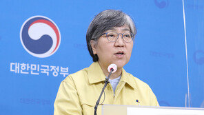 젊은층 확진자 많은 이유는…정은경 “무증상·경증 많아 검사 안된 탓”