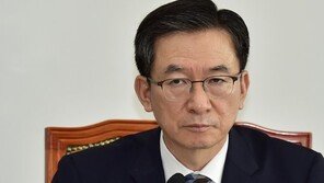 “금태섭 따라 나가”…추미애 다그친 정성호에 친여 누리꾼 발끈