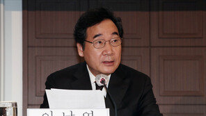 이낙연 “추미애, 스타일이 아쉬워…윤석열, 합당한 처신 해야”