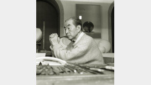 ‘한국 추상 개척자’ 최만린 조각가 별세…향년 85세