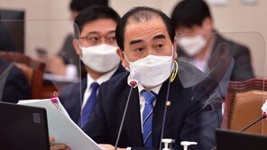 태영호 “융복합헬스케어기기산업에서 성장동력 활로 찾아야”