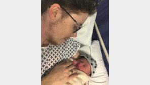 아이 출산한 성전환 남성…아빠vs엄마 등록 논란