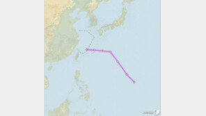 ‘죽음의 백조’ 美 전략폭격기 B-1B, 中 방공식별구역 진입…“충돌 우려”