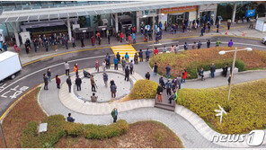 ‘1동 코호트 격리’ 전남대병원 7동에서도 간호사 확진