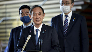 日, 일일 신규확진 최다 기록에 스가 “최대한 경계 상황”