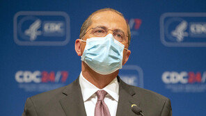 美보건 “화이자·모더나 백신 4000만개 확보…12월말께 승인·배포”