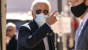 바이든 “트럼프 비협조로 백신 배포 수개월 지연될 수도”