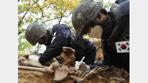 올해 화살머리고지서 전사자 유해 330점 발굴…北 끝내 불참