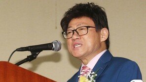 엄용수, 내년 1월 美서 세 번째 결혼…예비신부는 누구?