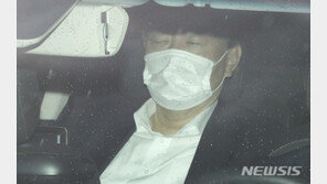 ‘윤석열 측근 친형’ 뇌물수수 의혹 수사 속도…골프장 압수수색