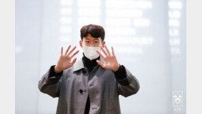 ‘전세기로 복귀’ 손흥민, 맨시티전 앞두고 코로나19 검사가 우선