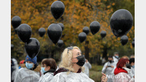 WHO “마스크 착용 95% 넘으면 외출 제한 필요없어”