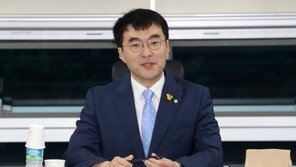 “아빠 찬스”…與, ‘금태섭 자녀 재산’ 논란에 맹공격